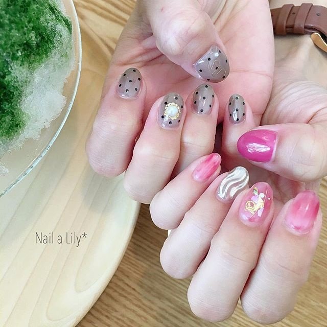 秋 ドット ニュアンス ミラー レッド Nailalily ネイルアリリー Akiのネイルデザイン No ネイルブック