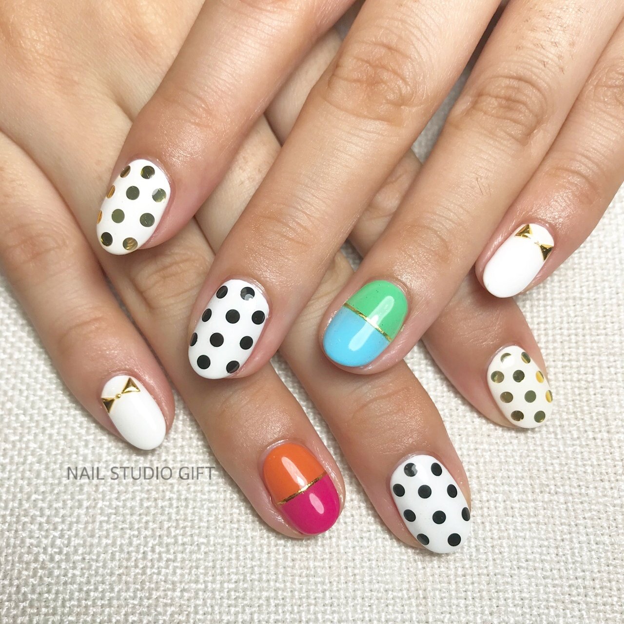 オールシーズン 旅行 パーティー 女子会 ハンド Nailstudio Giftのネイルデザイン No ネイルブック