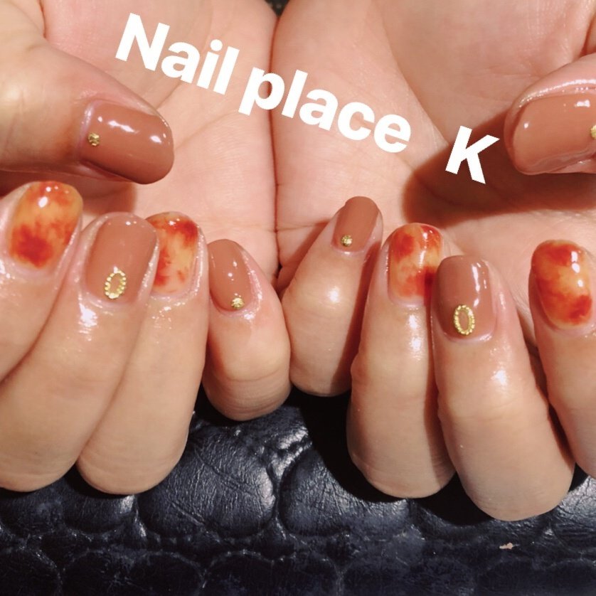 秋 ハンド シンプル ワンカラー べっ甲 Nail Place Kのネイルデザイン No ネイルブック