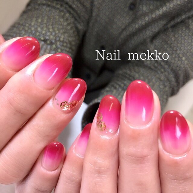 シンプル グラデーション ラメ フラワー ボルドー Nail Mekkoのネイルデザイン No ネイルブック