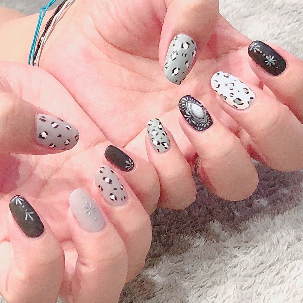 ハンド ワンカラー アニマル柄 レオパード セルフネイル Drop Nailのネイルデザイン No ネイルブック