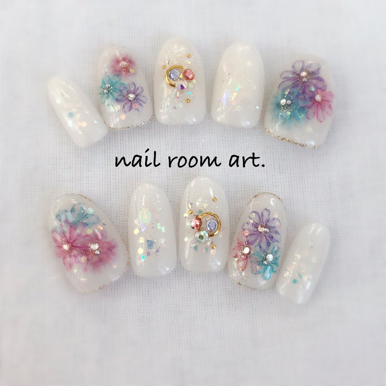 オールシーズン ブライダル パーティー デート ハンド Nail Room Art のネイルデザイン No ネイルブック