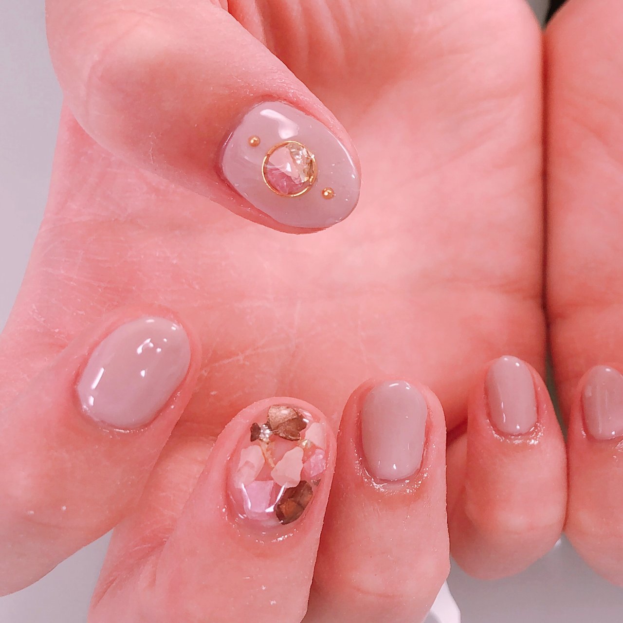 オールシーズン 女子会 ハンド ホログラム シェル Nail Cherir Hのネイルデザイン No ネイルブック