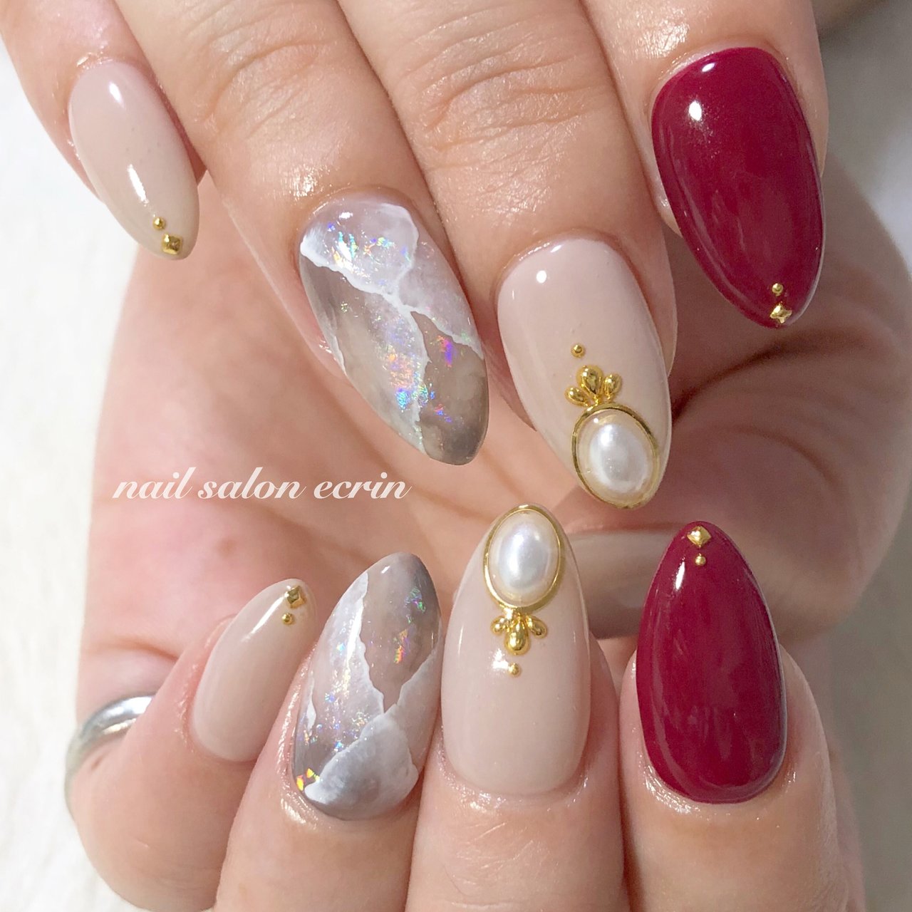 パール 大理石 ボルドー グレージュ Nail Ecrinのネイルデザイン No 3523252 ネイルブック