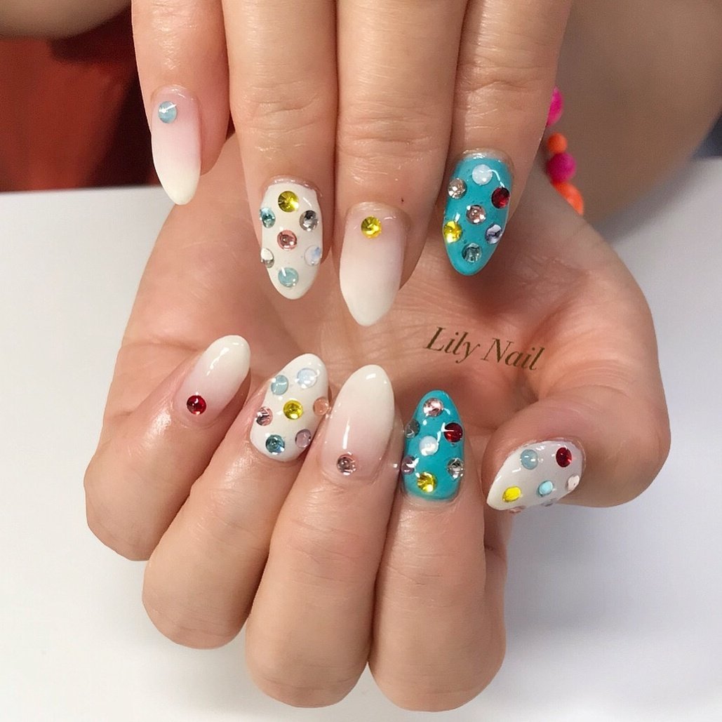 オールシーズン 旅行 海 女子会 ホワイト Lily Nailのネイルデザイン No 3527126 ネイルブック