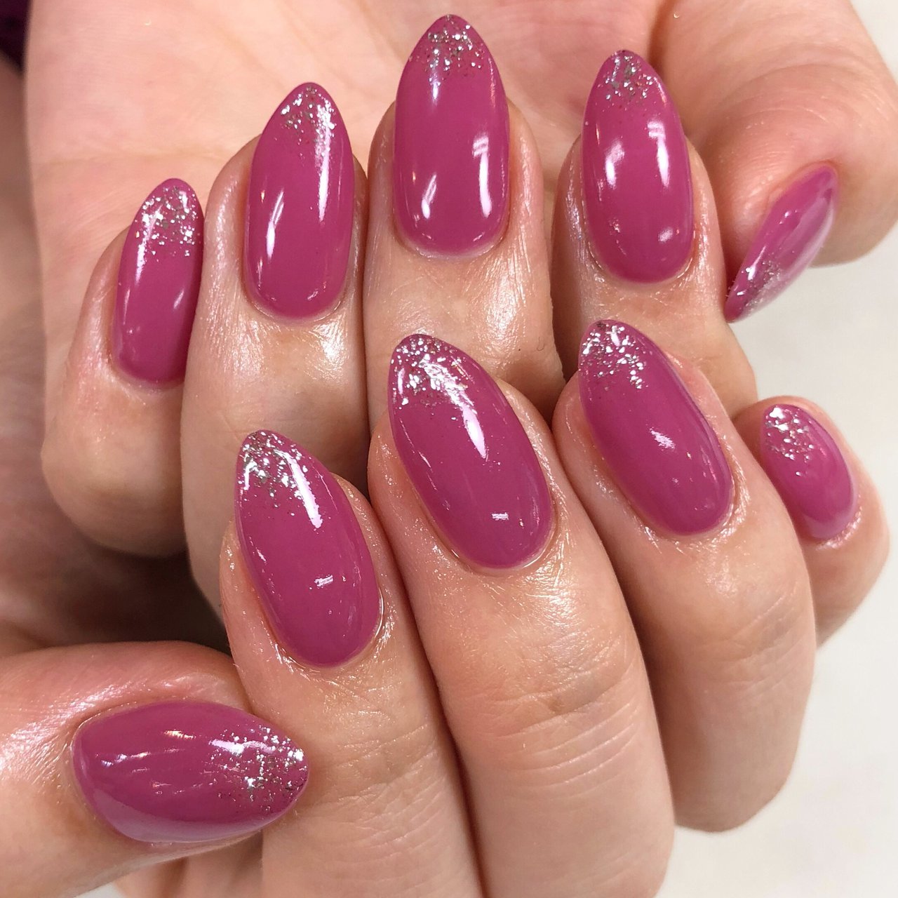 秋 ハンド シンプル ラメ ワンカラー Rinのネイルデザイン No ネイルブック