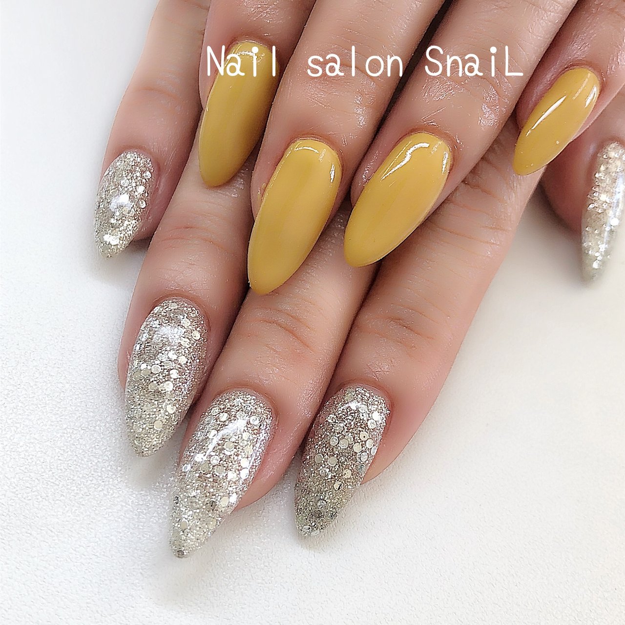 秋 パーティー ハンド シンプル ホログラム Nail Salon Snailのネイルデザイン No ネイルブック