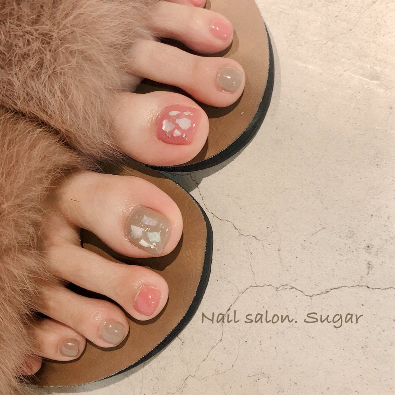 秋 冬 フット ワンカラー シェル Nailsalon Sugarのネイルデザイン No ネイルブック