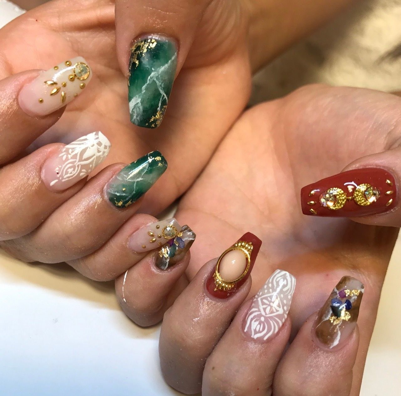 秋 旅行 リゾート 女子会 ハンド Bg Nailのネイルデザイン No ネイルブック