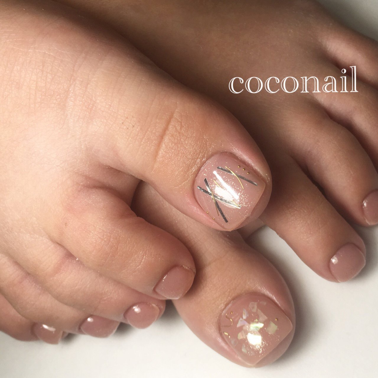 オールシーズン フット ニュアンス ベージュ ペディキュア Coco1121のネイルデザイン No ネイルブック
