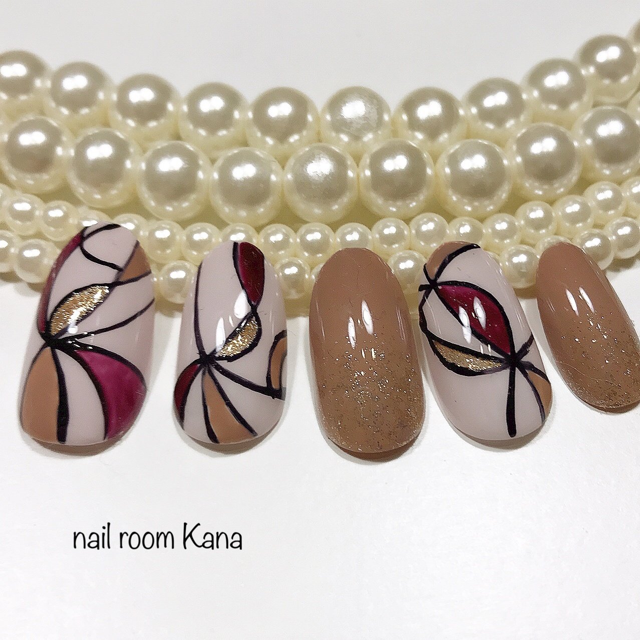 秋 冬 プッチ ベージュ ブラウン Nail Room Kanaのネイルデザイン No ネイルブック