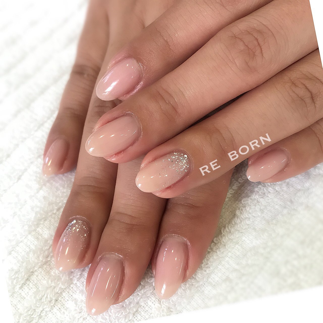 オールシーズン ハンド シンプル ラメ ワンカラー Re Born7878のネイルデザイン No ネイルブック