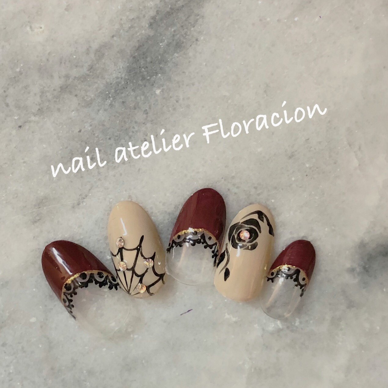 秋 冬 ハロウィン ハンド フレンチ Nail Atelier Floracionのネイルデザイン No ネイルブック