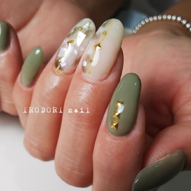 秋 ホワイト アースカラー ジェル Irodori Nailのネイルデザイン No 3558356 ネイルブック