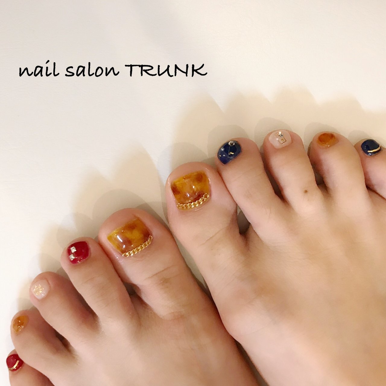 秋 冬 フット チェーン べっ甲 Nail Trunkのネイルデザイン No ネイルブック