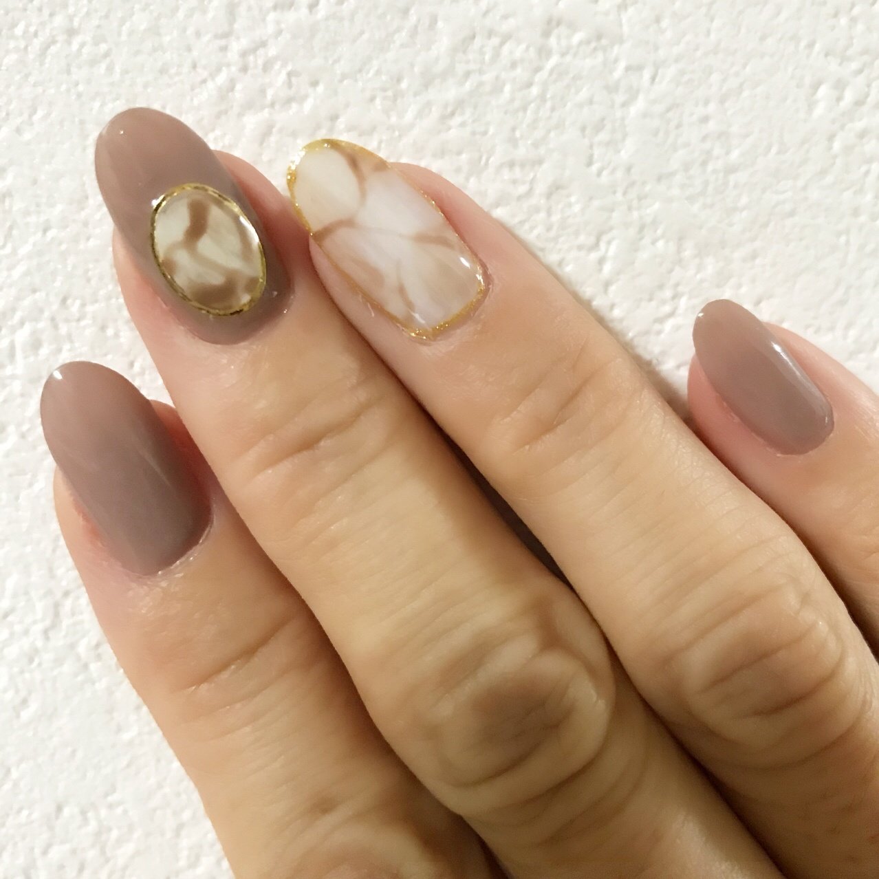 秋 ハンド 大理石 ミディアム ジェル Nailougeのネイルデザイン No ネイルブック