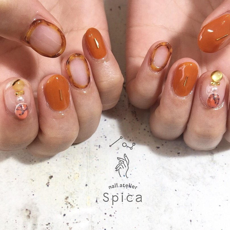 秋 ハンド べっ甲 ショート オレンジ 松本市ネイルサロンnail Atelier Spica ネイルアトリエスピカ のネイルデザイン No ネイルブック