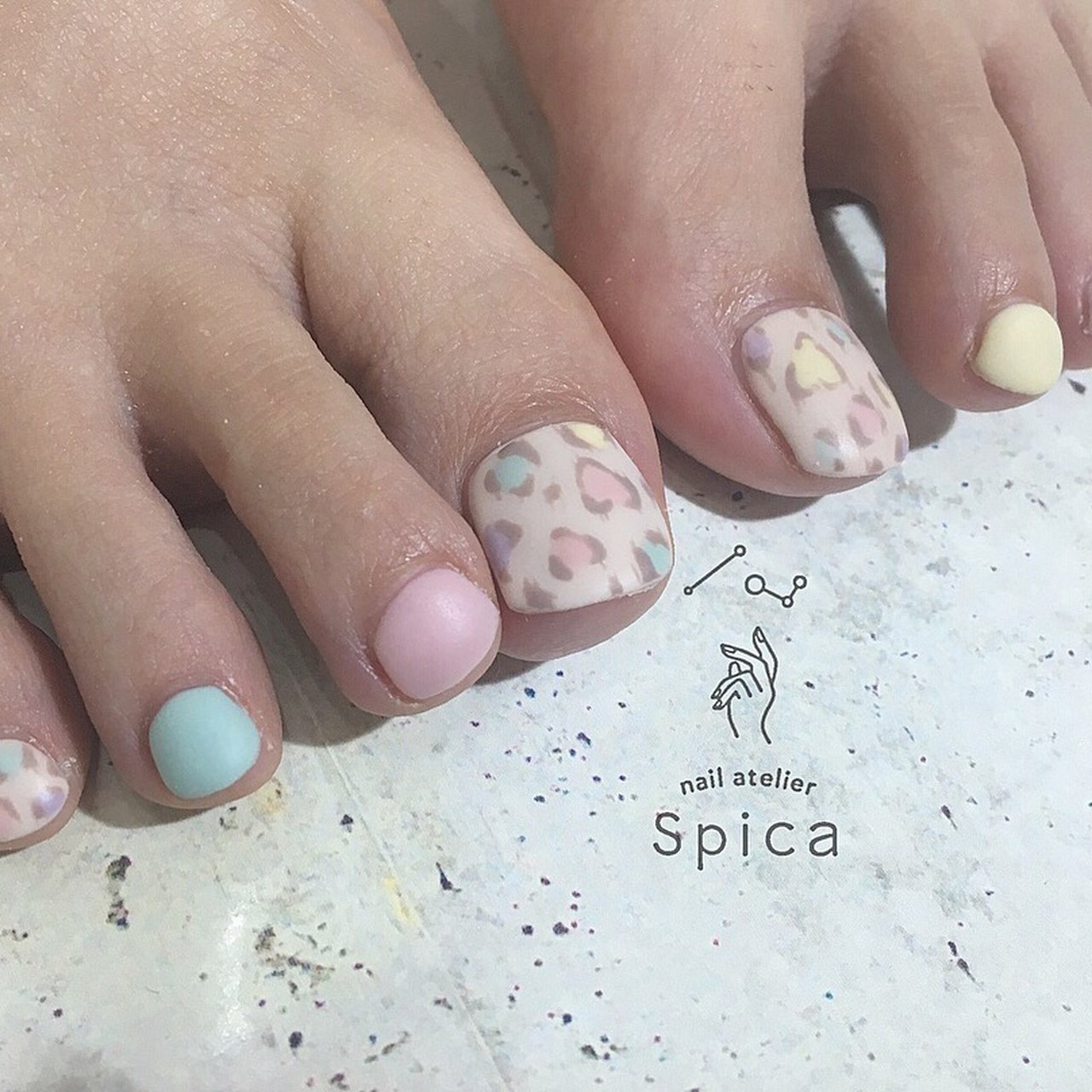 秋 冬 フット アニマル柄 ショート 松本市ネイルサロンnail Atelier Spica ネイルアトリエスピカ のネイル デザイン No ネイルブック