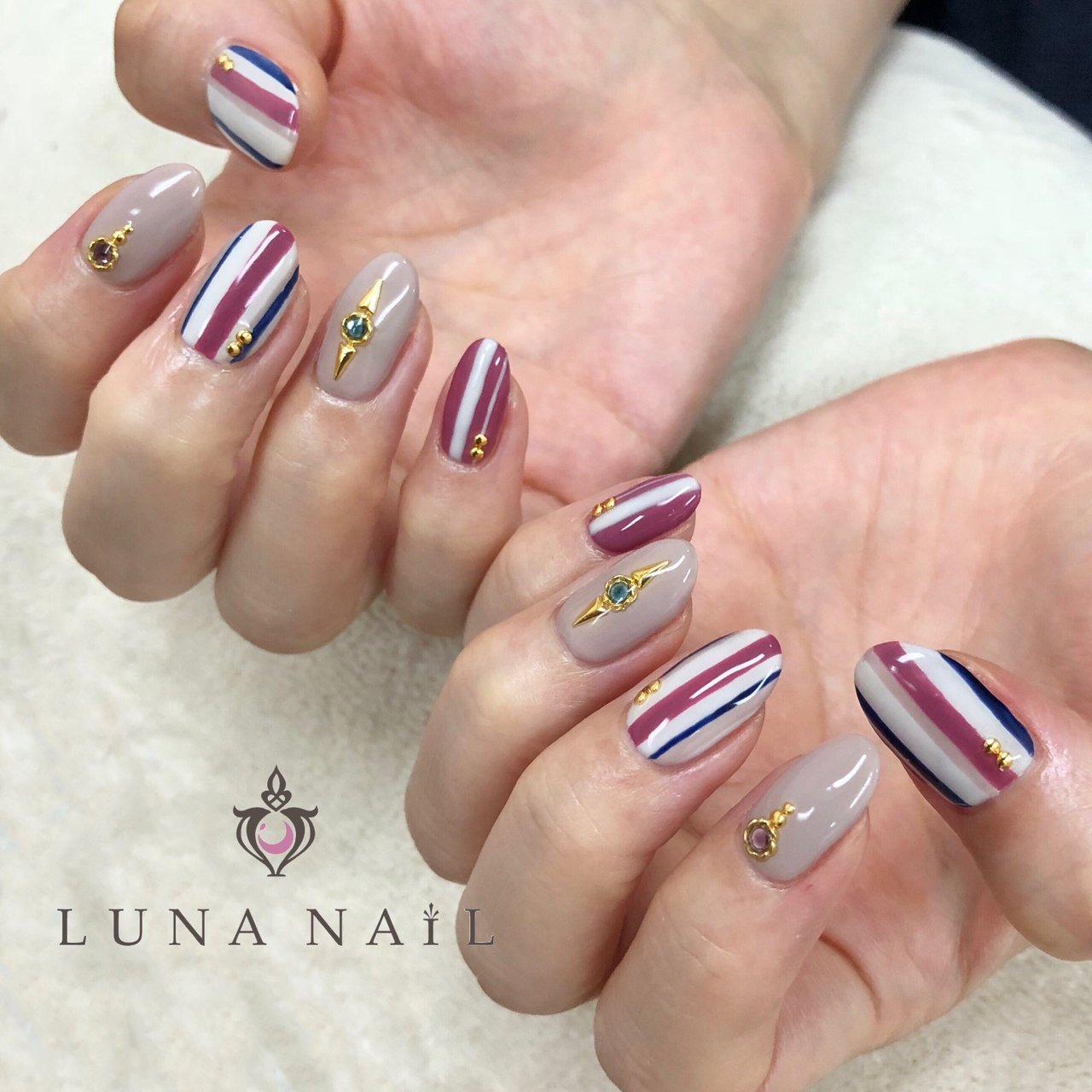 秋 ハンド ワンカラー ストライプ ミディアム Luna Nail のネイルデザイン No ネイルブック