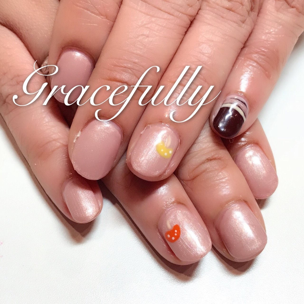 秋 オールシーズン ハンド ベージュ ジェル Gracefully ネイルサロン 都立大学のネイルデザイン No ネイルブック