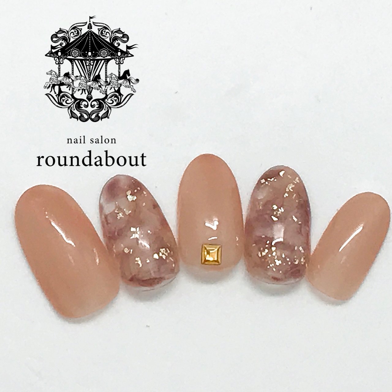 秋 冬 オールシーズン オフィス ハンド Yuko Nail Salon Roundabout のネイルデザイン No 3572335 ネイル ブック