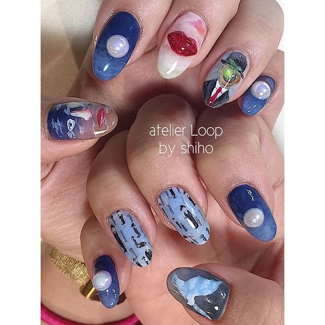 2万5千円です。手書きアート作品 マニキュア使用