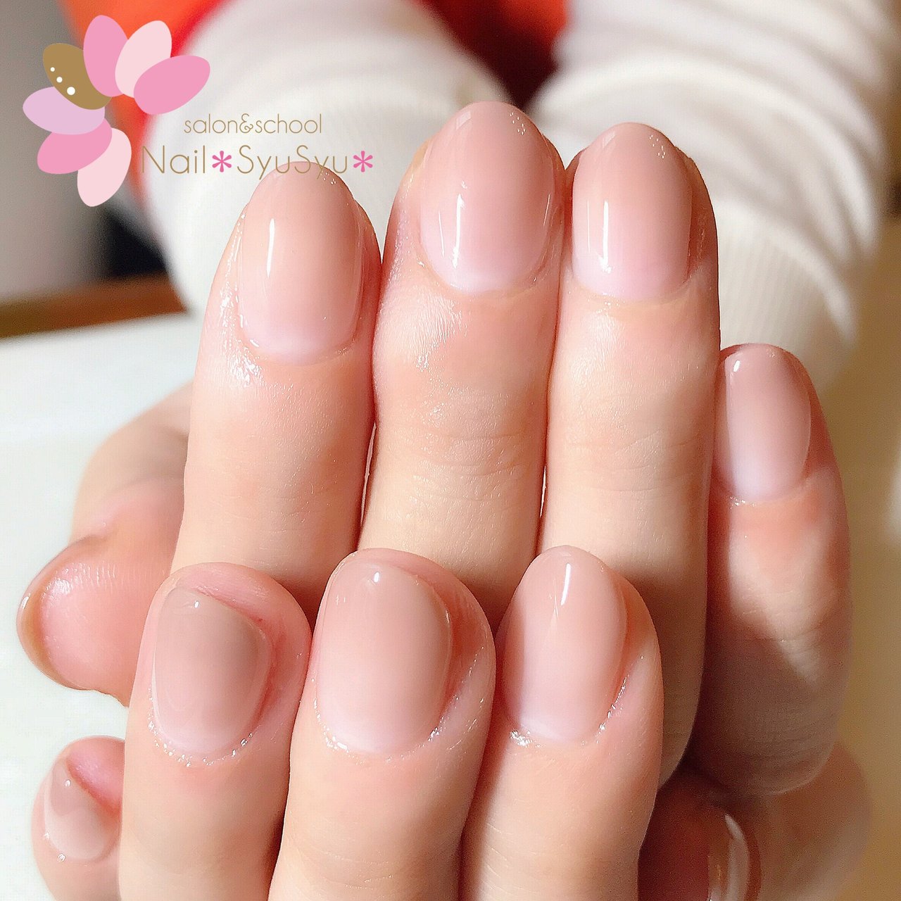 秋 オフィス ハンド シンプル グラデーション Nail Syusyu ネイルシュシュのネイルデザイン No ネイルブック