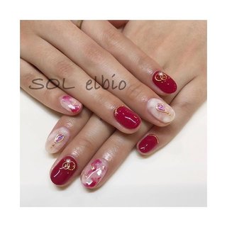 ↪︎ 人生初めてのnail💅🎉㊗️
・
喜んでくれて嬉しいです❤︎
・
バイトも卒業論文も
頑張ってね👍
・
・
・
#マツエク#マツex#まつ毛エクステ#solelbio#sol#elbio山梨#甲府#山梨マツエクサロン#山梨ネイルサロン#山梨眉毛エクステ#ネイルサロン#まつ毛エクステサロン#マツエクデザイン#おしゃれさんと繋がりたい#nail#ネイル#ジェルネイル#ネイルデザイン#定額ネイル#秋ネイル#ネイルも秋#🍂#autumnnail#autumn#人生初ネイル#trina#トリネ#おすすめ#ホットペッパーから予約出来ます#ホットペッパー #秋 #ハンド #タイダイ #ショート #ボルドー #ジェルネイル #お客様 #SOL elbio #ネイルブック