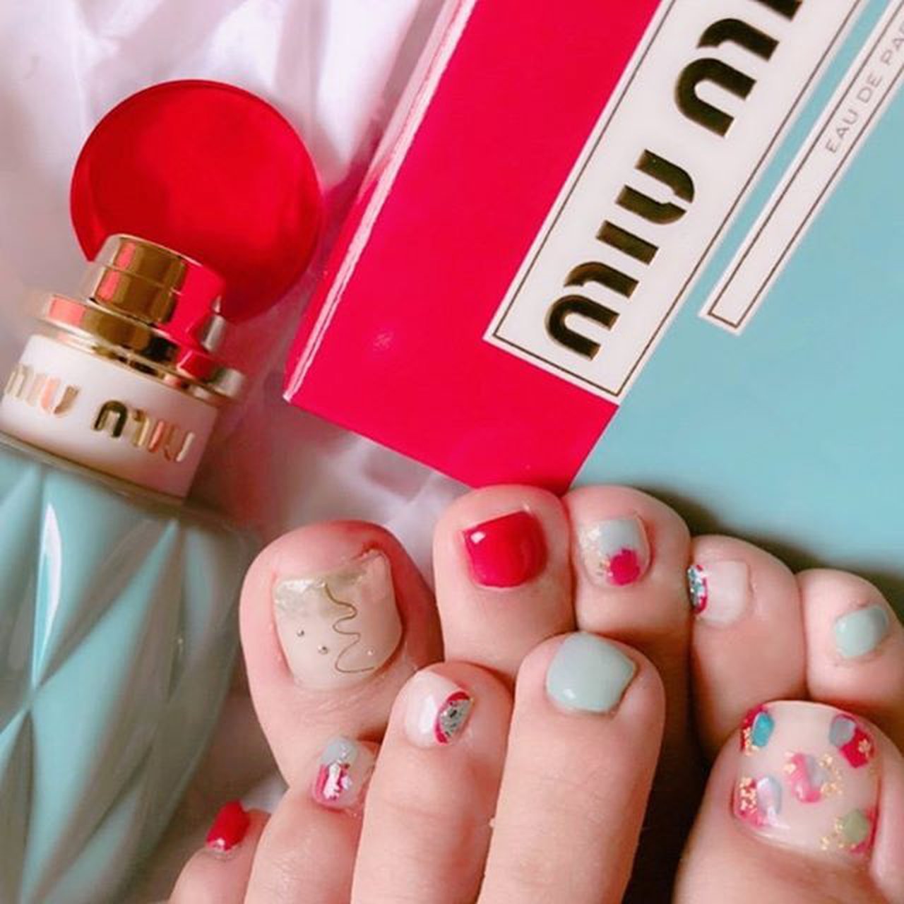 オールシーズン デート 女子会 フット ラメ Nail Haluのネイルデザイン No ネイルブック