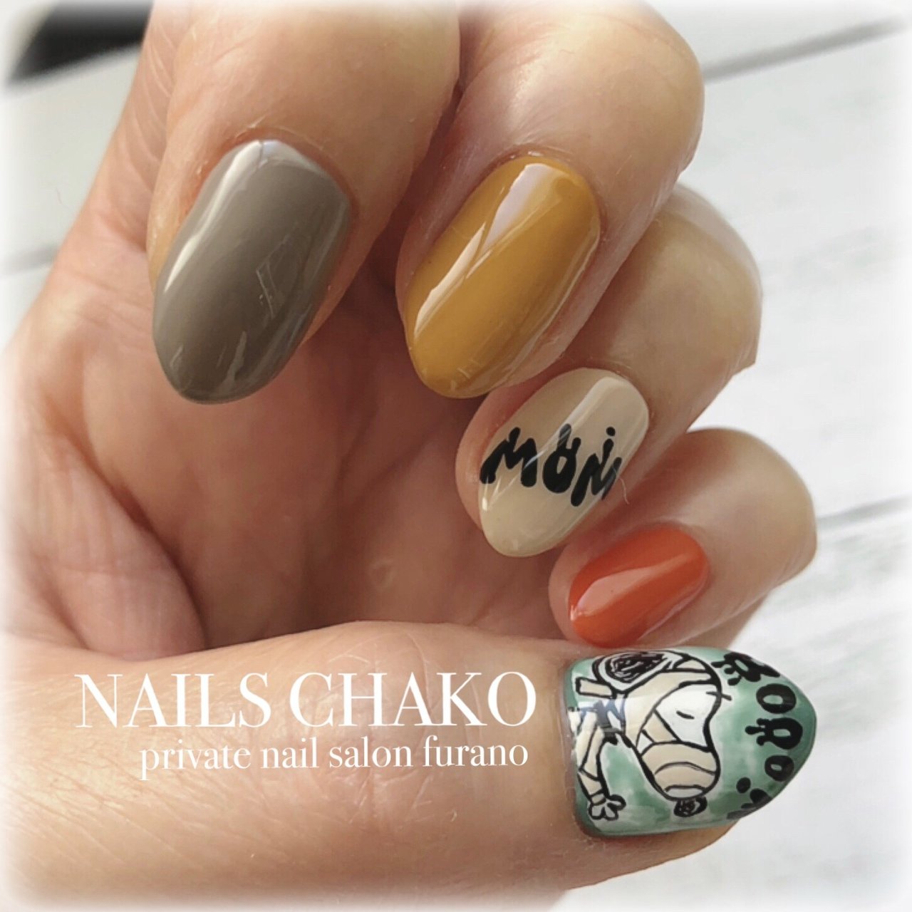 秋 ハロウィン ハンド キャラクター ショート Nails Chakoのネイルデザイン No ネイルブック