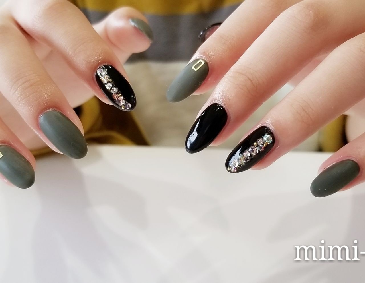 秋 冬 成人式 ライブ ハンド Nail Mimiedenのネイルデザイン No