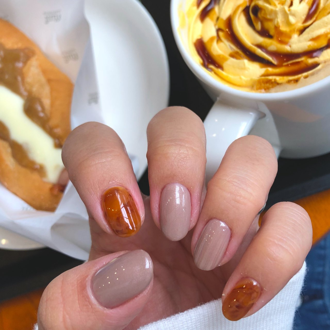 秋 冬 オフィス ハンド シンプル Meri Nail のネイルデザイン No ネイルブック