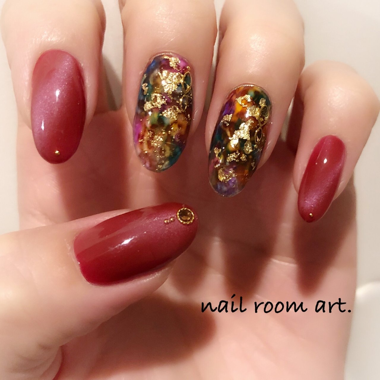 秋 冬 エスニック ニュアンス ホイル Nail Room Art のネイルデザイン No 3591648 ネイルブック