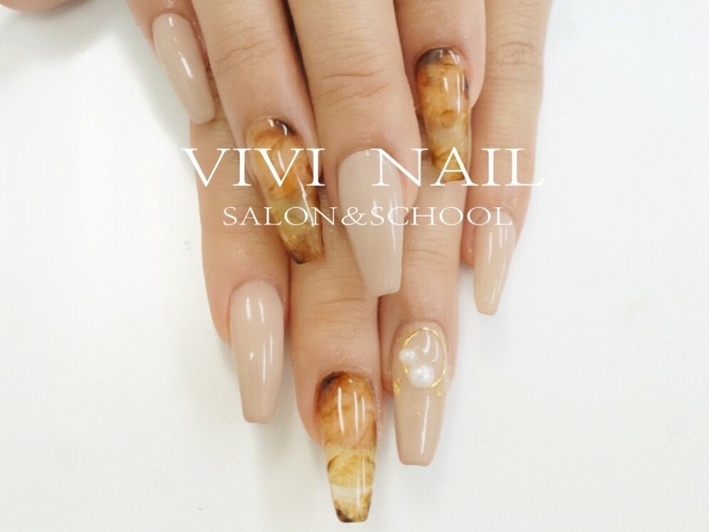 秋 冬 オールシーズン ハロウィン ハンド Vivi Nail Eyelashのネイルデザイン No ネイルブック