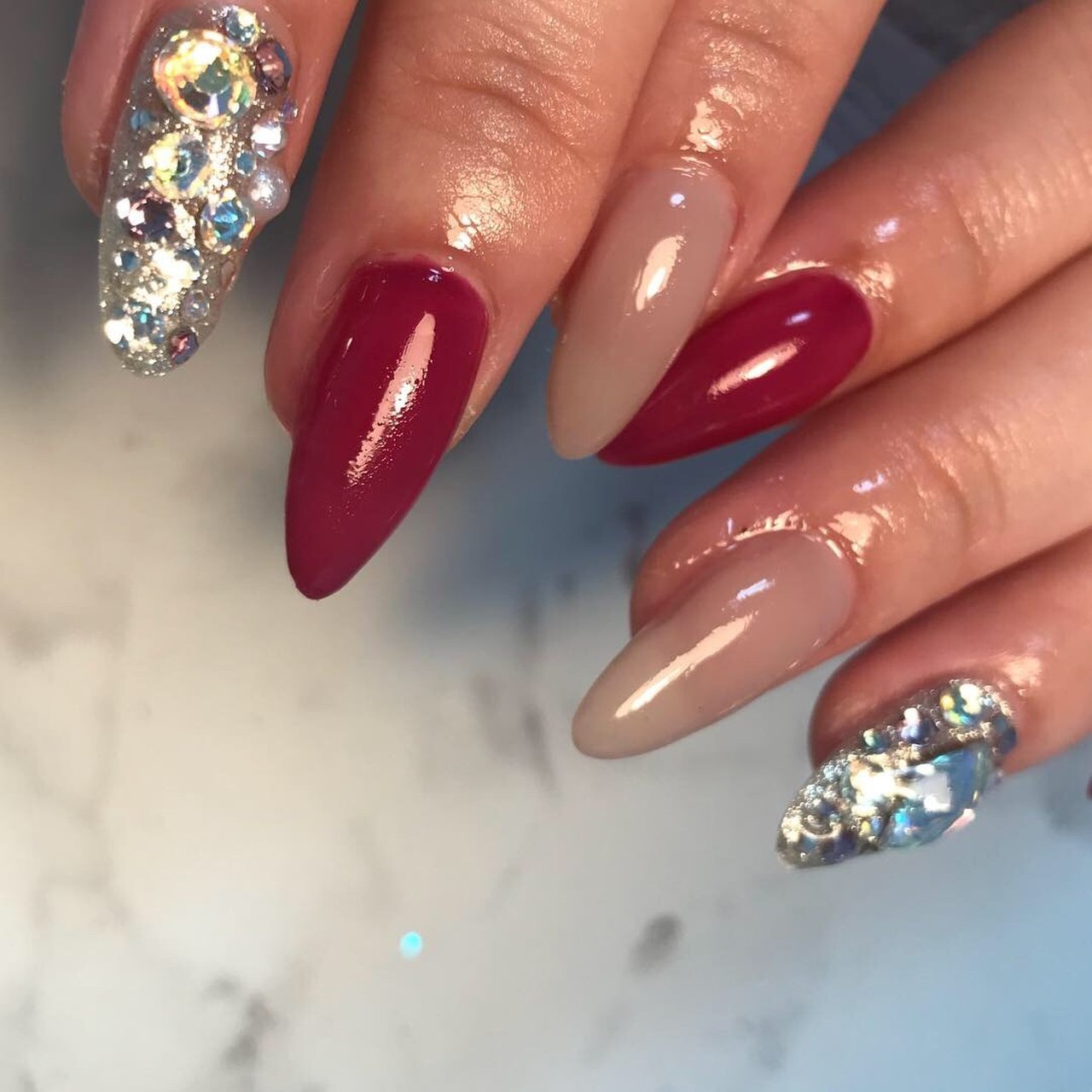 秋 ハンド シンプル ビジュー ロング 松山プライベートサロン Minail ミネイル のネイルデザイン No ネイルブック