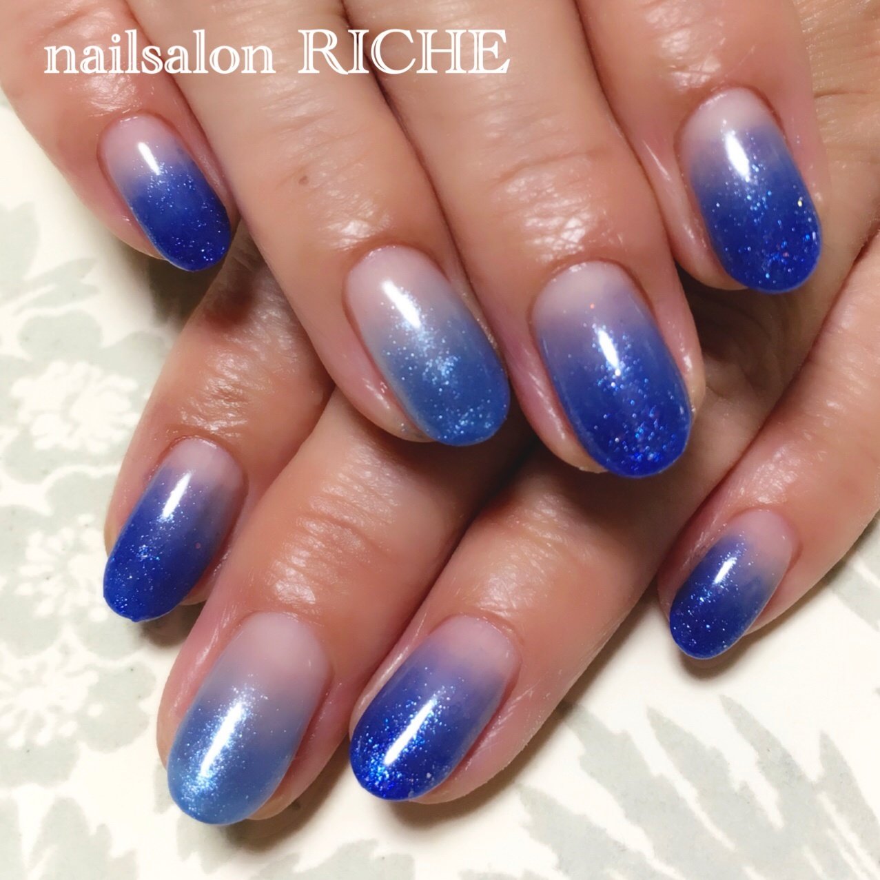 秋冬ハンドグラデーションミディアム Nailsalonricheのネイル