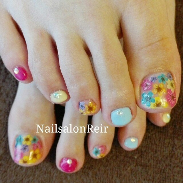 Nailsalonreir 藤枝のネイルサロン ネイルブック