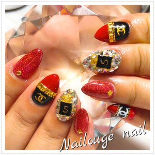 人気順 レッド 赤 香水瓶のネイルデザイン ネイルブック