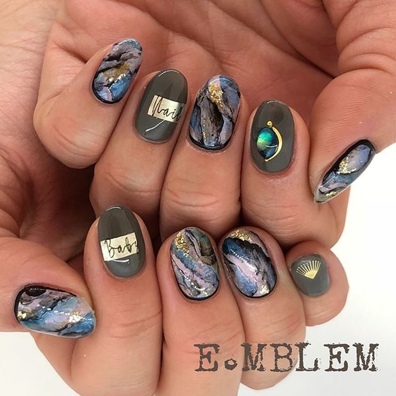 オールシーズン ハンド E Mblemのネイルデザイン No ネイルブック