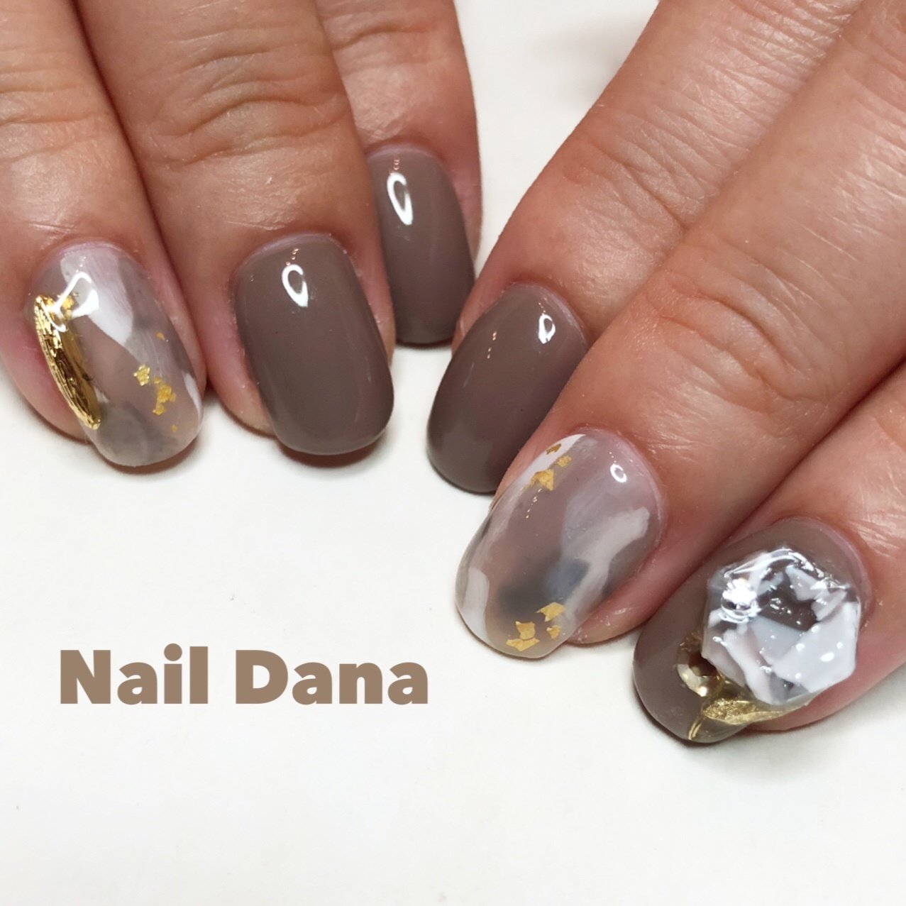 秋 冬 オフィス パーティー ハンド Nail Danaのネイルデザイン No ネイルブック