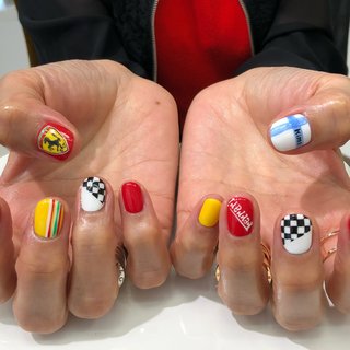 #フェラーリ #f1ネイル #カラフル #車 #市松模様 #イタリア #オールシーズン #ハンド #カラフル #ジェルネイル #お客様 #ネイルサロンカラーズ #ネイルブック