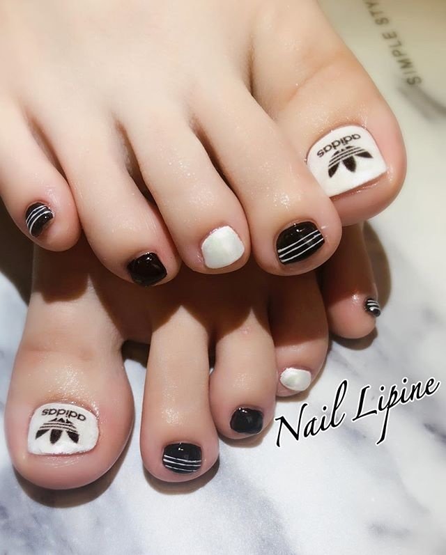 オールシーズン 海 リゾート スポーツ フット Nail Lipineのネイルデザイン No 3609036 ネイルブック