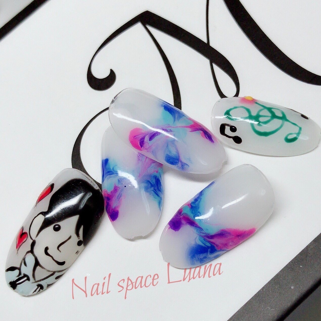 オールシーズン ライブ ハンド シンプル フラワー Nail Space Luanaのネイルデザイン No ネイルブック