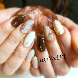 大理石 天然石 ラメ囲みのネイルデザイン ネイルブック