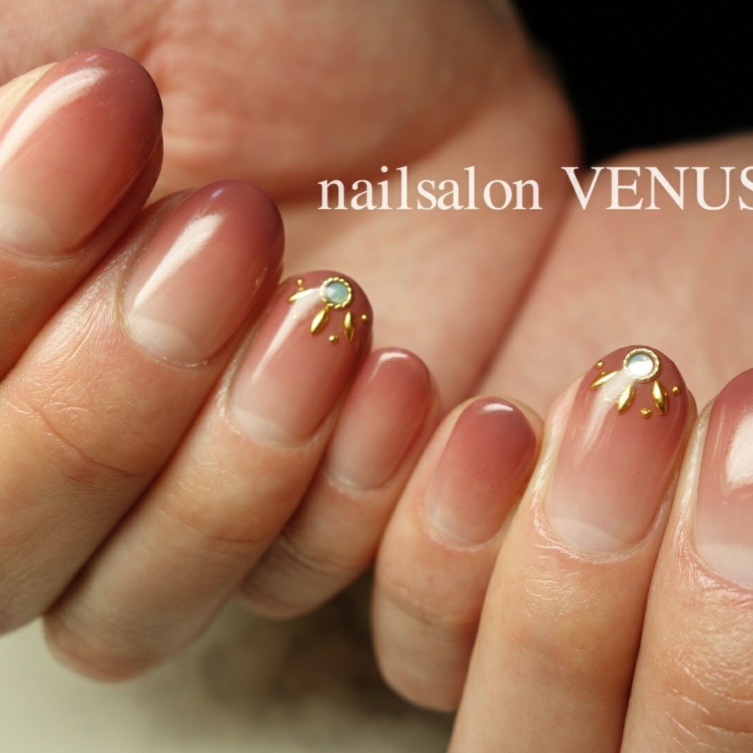 秋 冬 オフィス デート ハンド Nailsalon Venusのネイルデザイン No ネイルブック