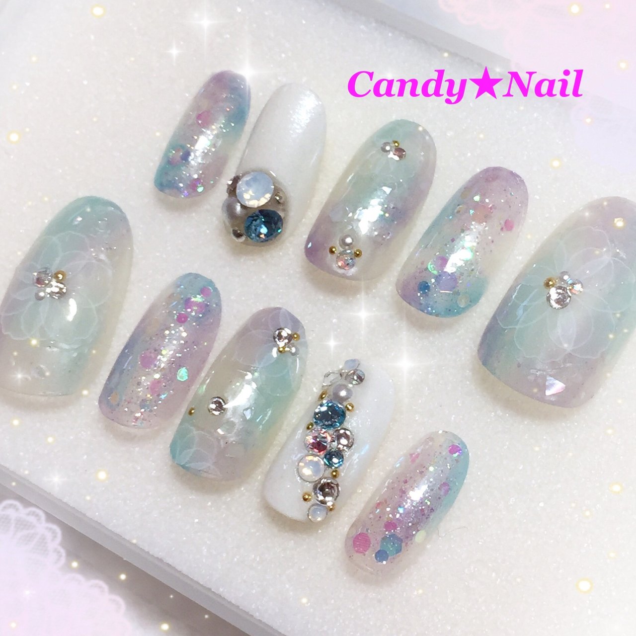 オールシーズン ブライダル パーティー ハンド ビジュー 伊藤千恵のネイルデザイン No ネイルブック