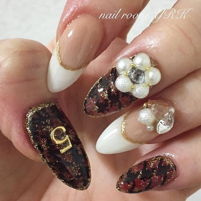 秋 冬 クリスマス ハンド フレンチ Nail Room Yrkのネイルデザイン No ネイルブック
