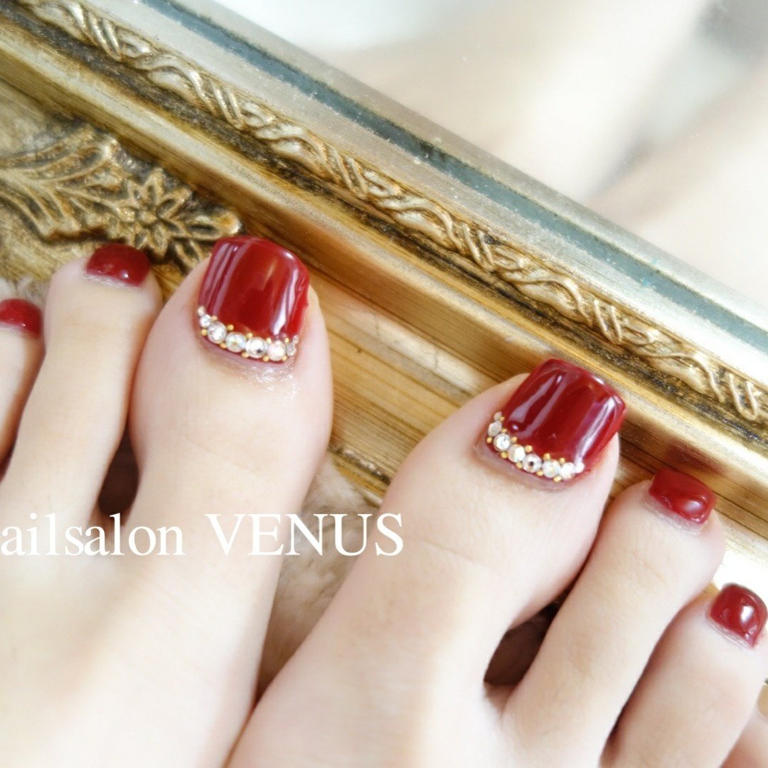 秋 冬 クリスマス オフィス フット Nailsalon Venusのネイルデザイン No ネイルブック