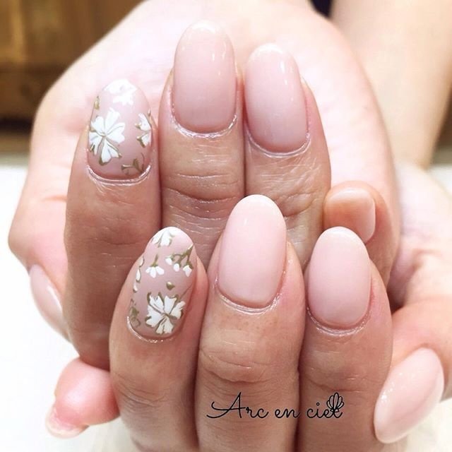 オールシーズン ハンド シンプル ミディアム ベージュ Arcenciel Nailのネイルデザイン No ネイルブック