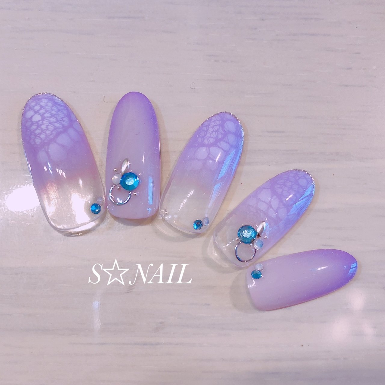 冬 オフィス ブライダル デート ハンド 大阪府和泉市 S Nailのネイルデザイン No ネイルブック